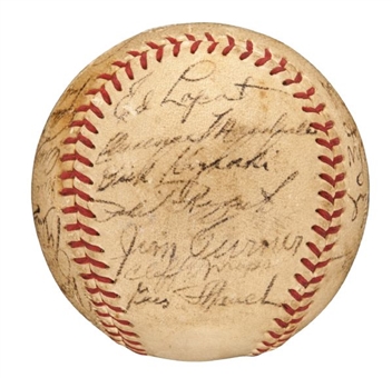 New York Yankees 1949 World Series Champion Team Signed Ball  (28 Signatures Including DiMaggio, Stengel, Berra and Rizzuto) 